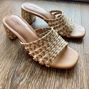 Block heel sandals